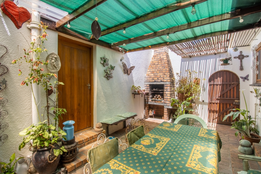 3 Bedroom Property for Sale in Fish Hoek Western Cape